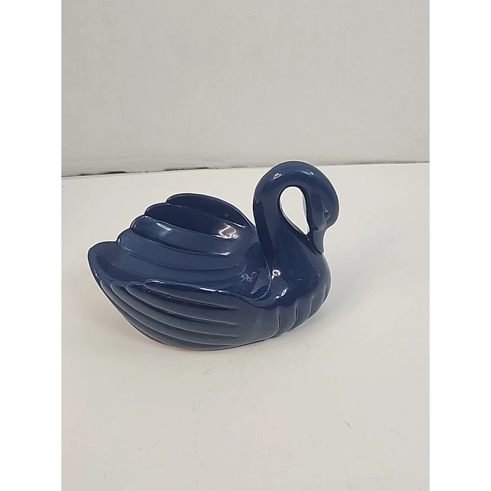 Vintage '94 Retro Acrylic Cobalt Blue Swan Shaped Soap Dish 5.5